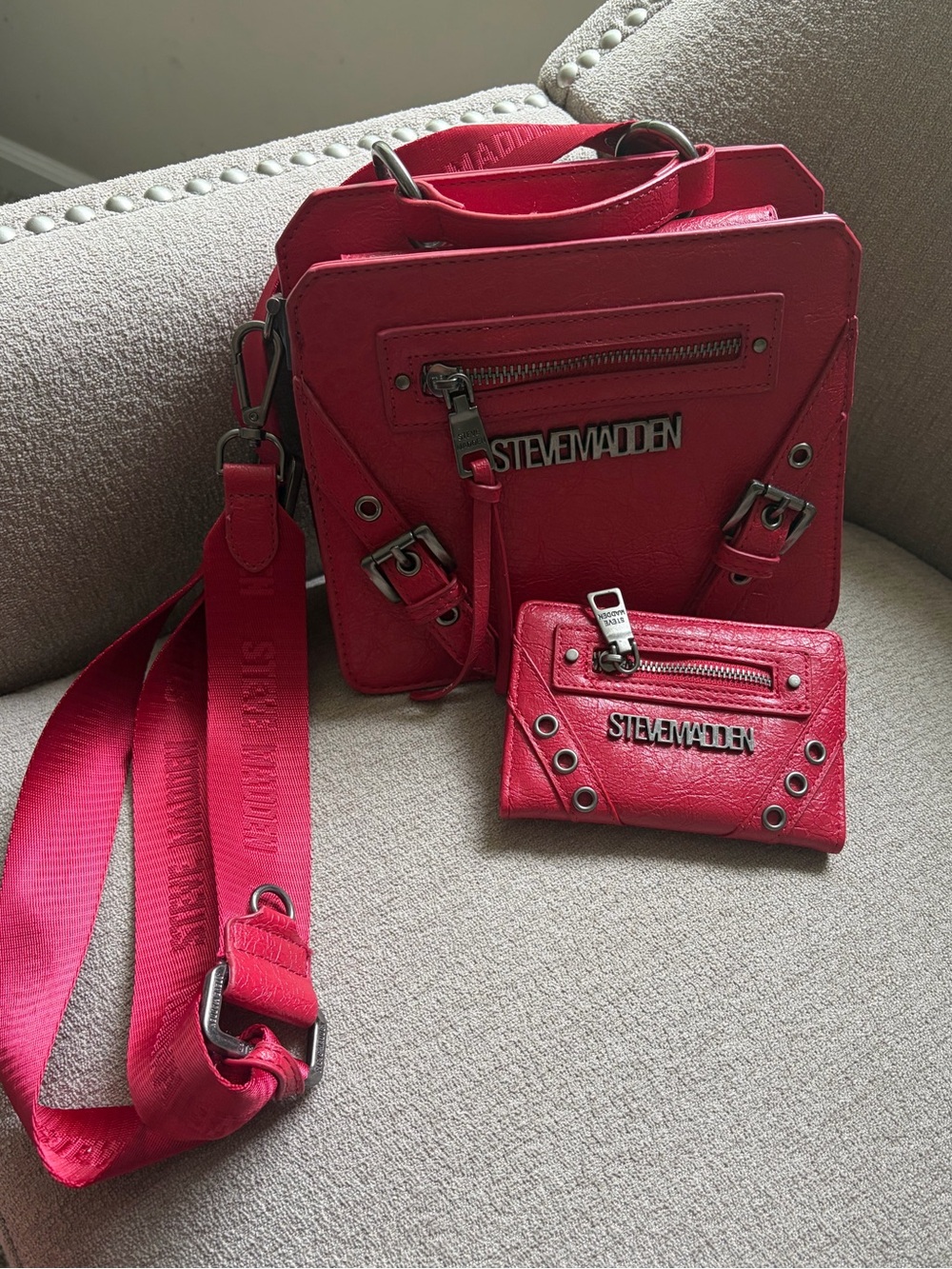 Steve Madden Red crossbody Bag with Matching Wallet